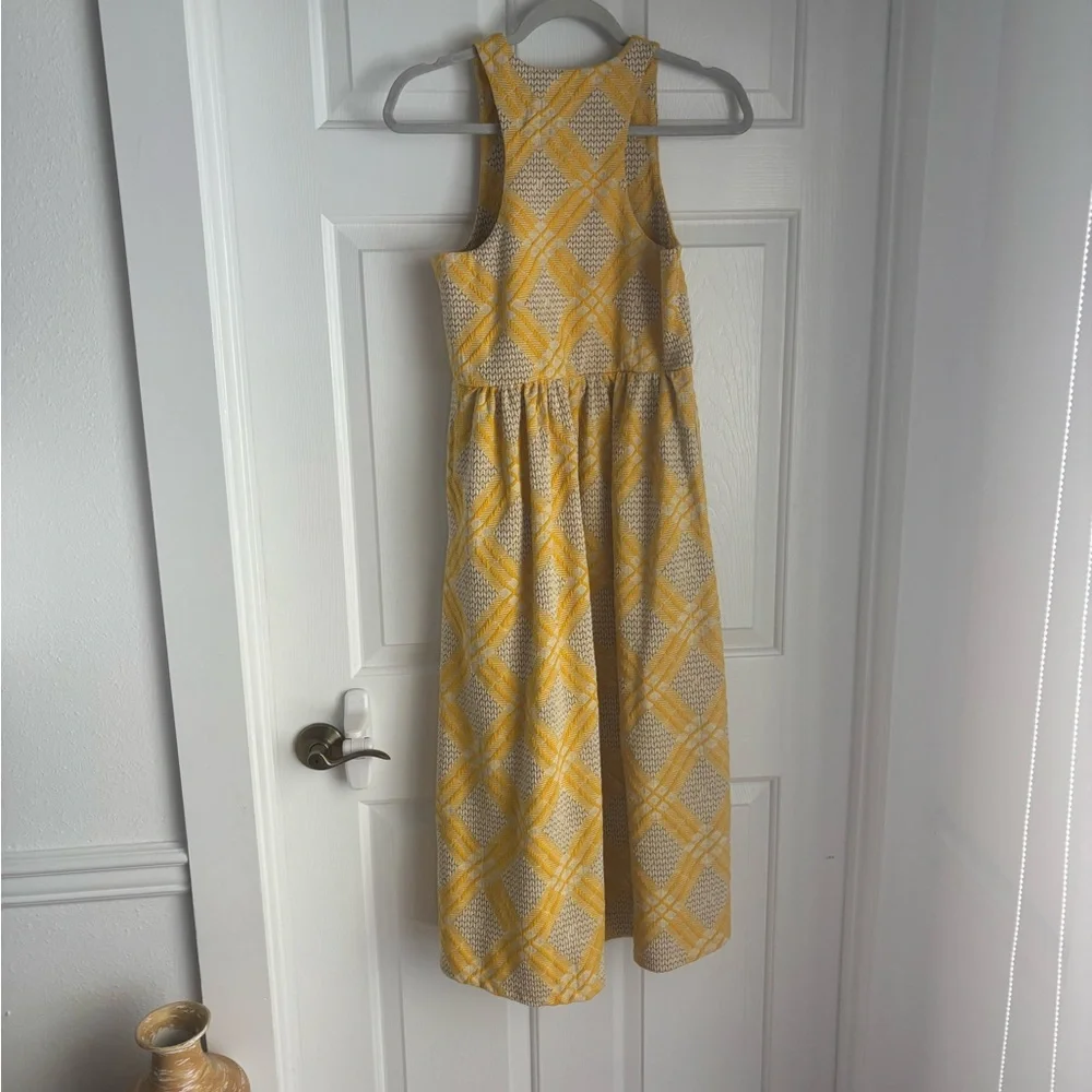 DRA Yellow and White Dress - Picture 2 of 4